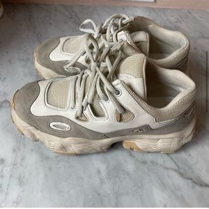 RAYE sneakers womens size 9